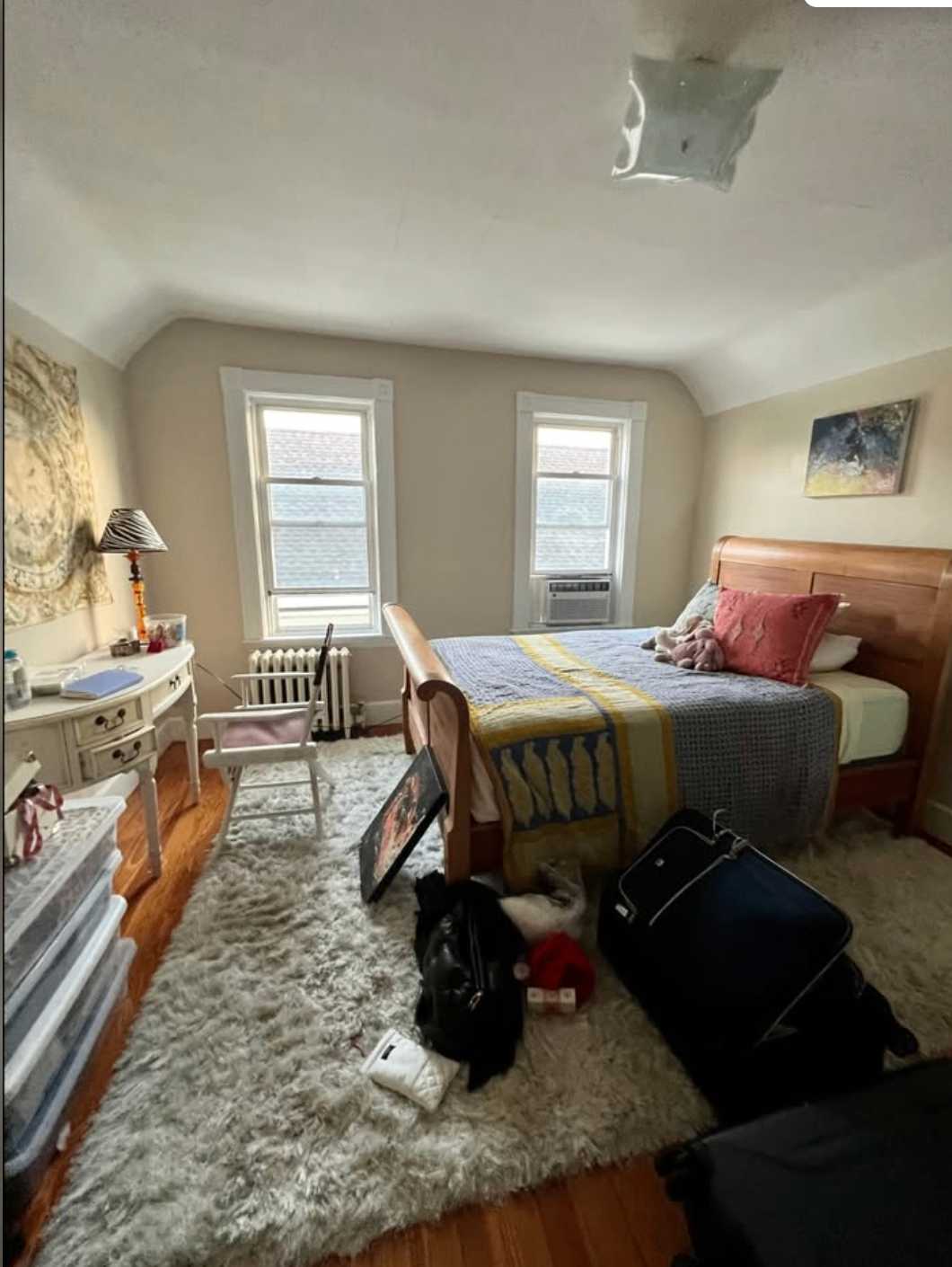 Summer 2025 sublet near Tufts — photo 2