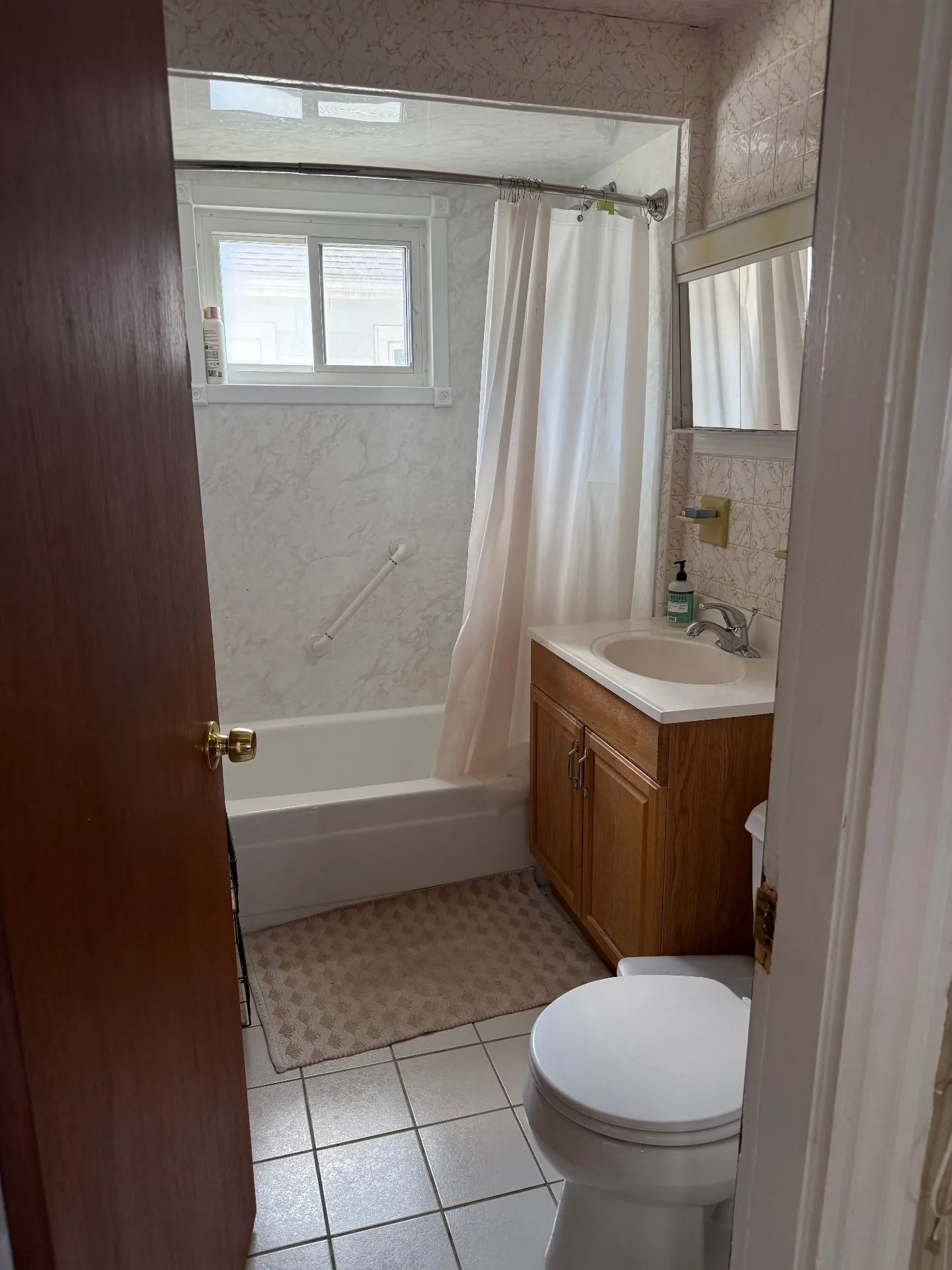 Summer 2025 sublet near Tufts — photo 5