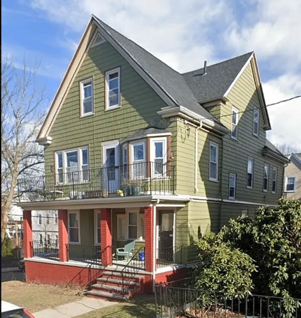 Summer 2025 sublet near Tufts — photo 1