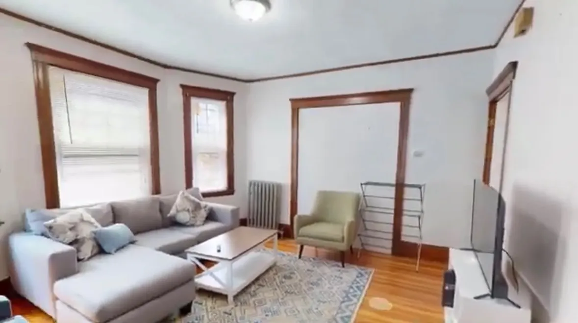 Summer 2026 sublet near Tufts — photo 6