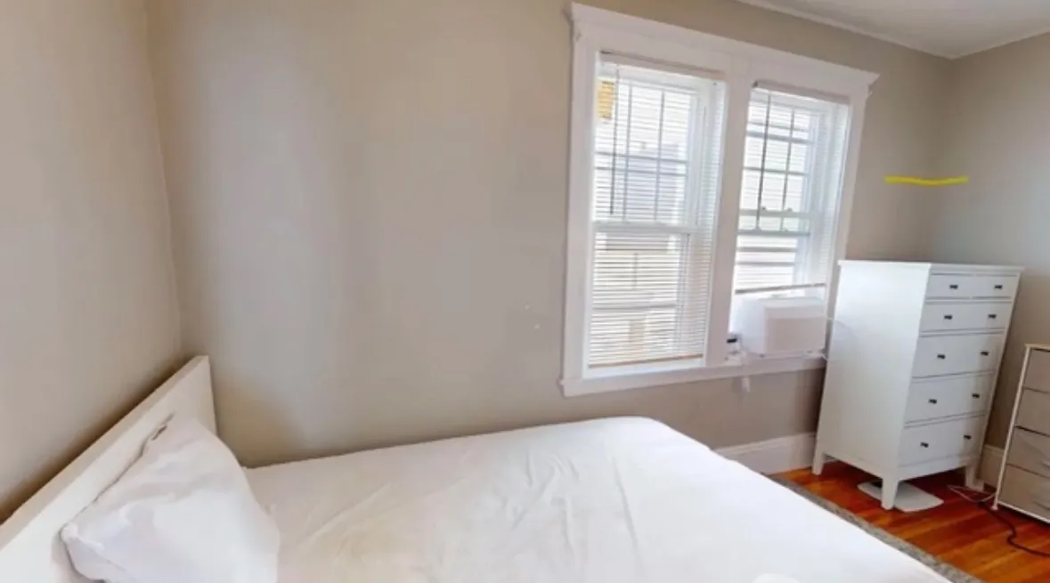 Summer 2026 sublet near Tufts — photo 3