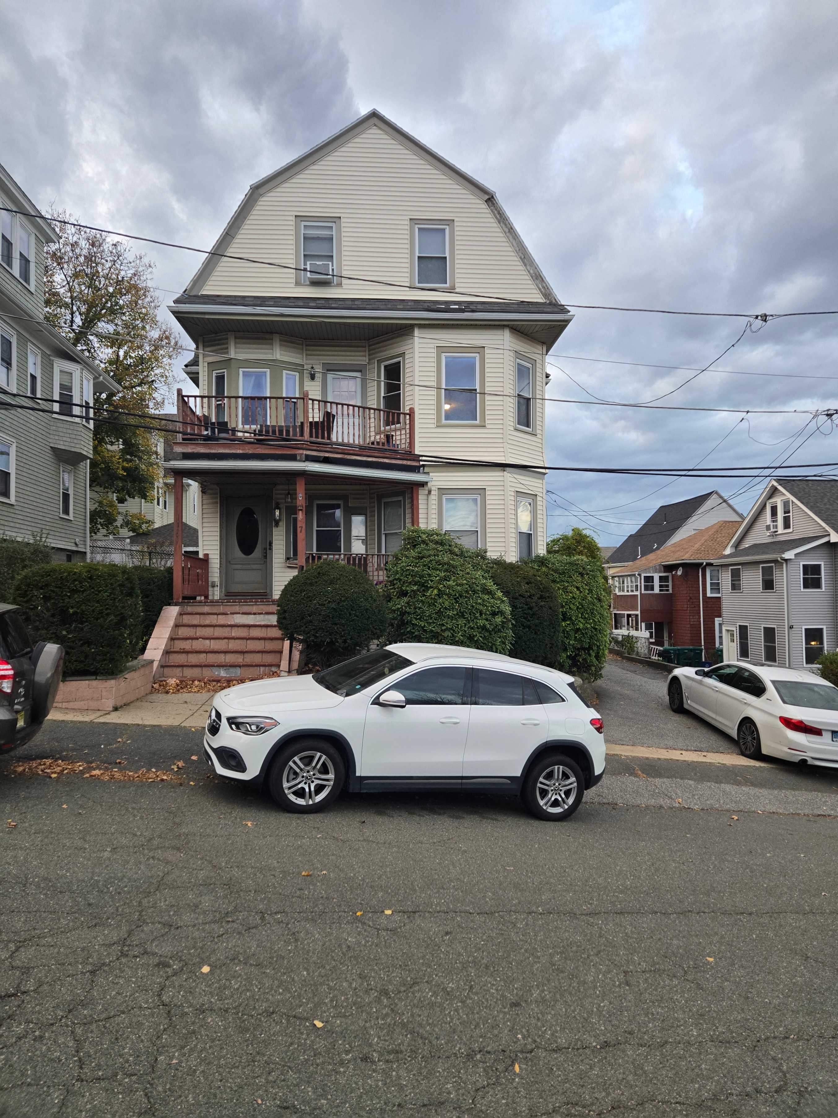 Spring 2025 sublet near Tufts — photo 2