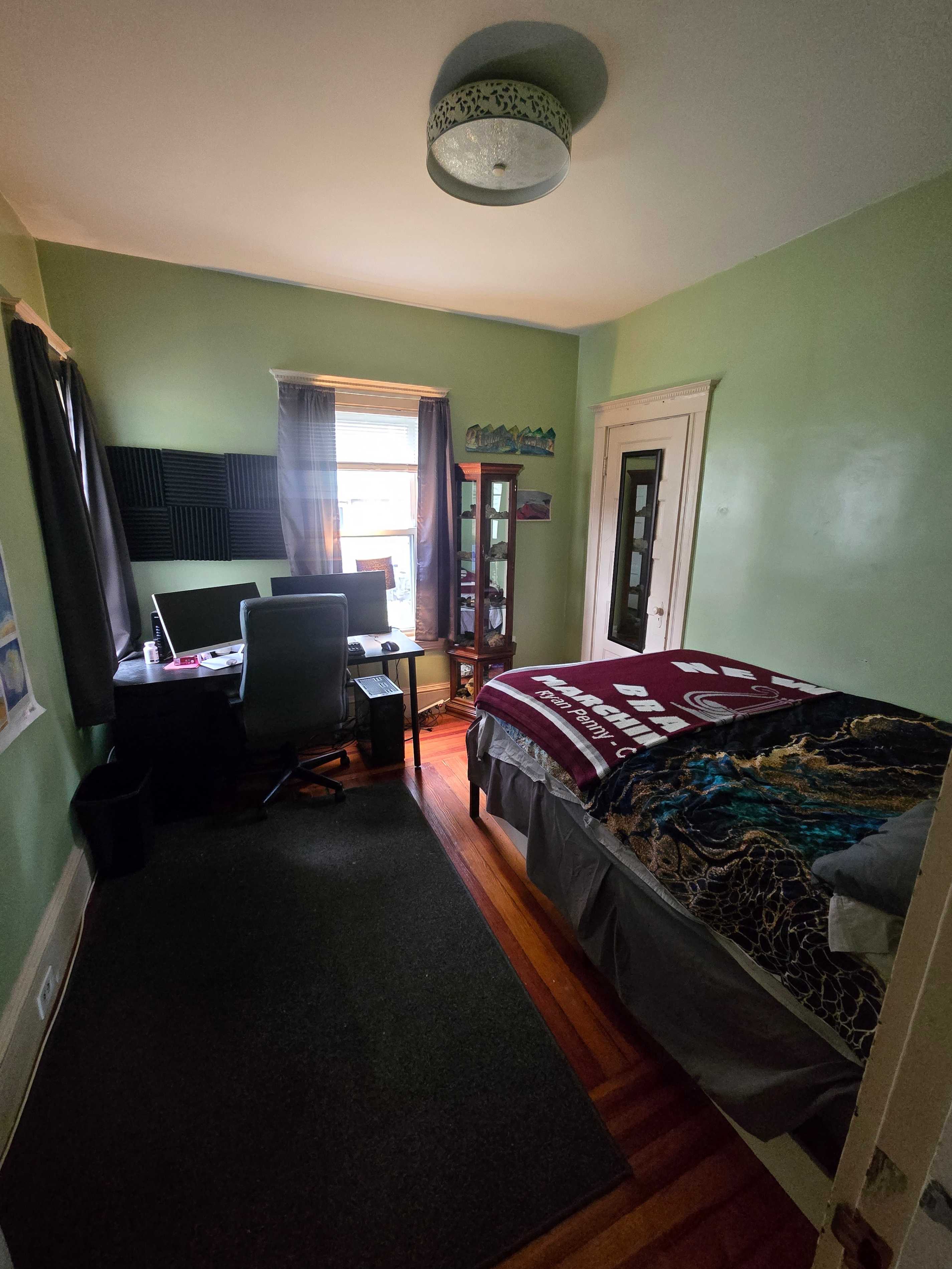 Spring 2025 sublet near Tufts — photo 1