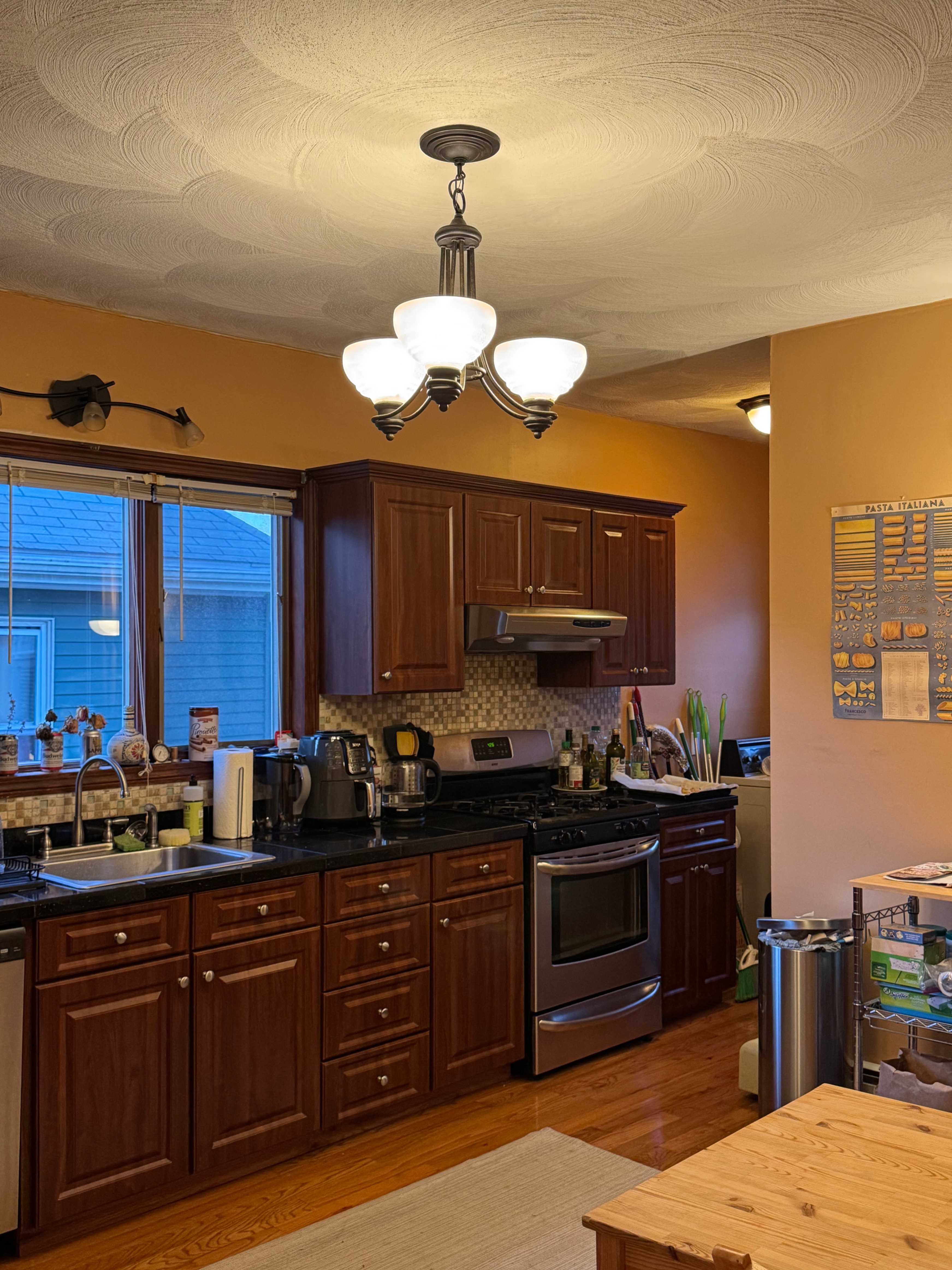 Summer 2025 sublet near Tufts — photo 6