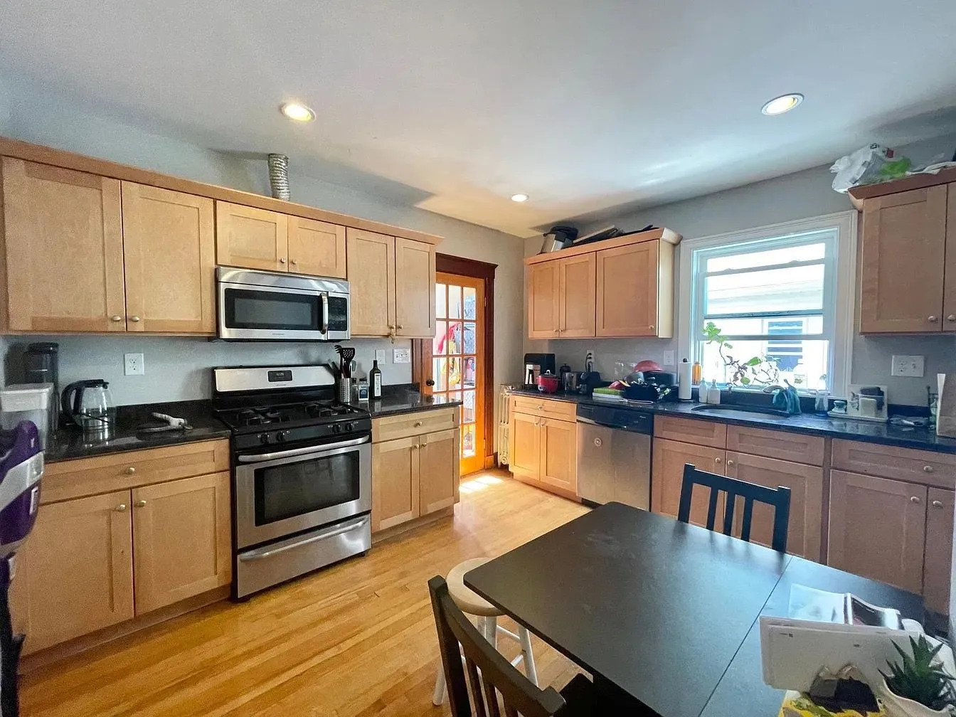 Spring 2026 sublet near Tufts — photo 4
