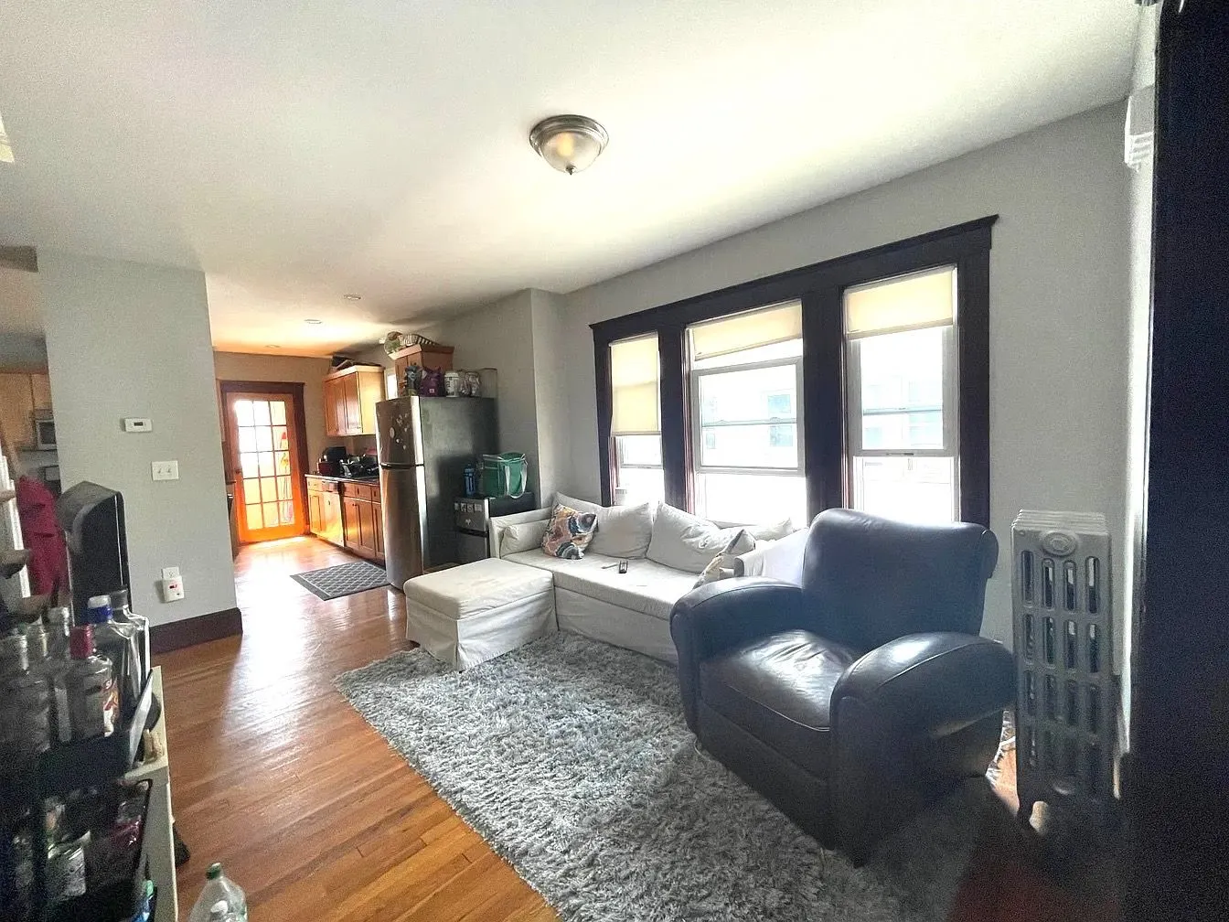 Spring 2026 sublet near Tufts — photo 3