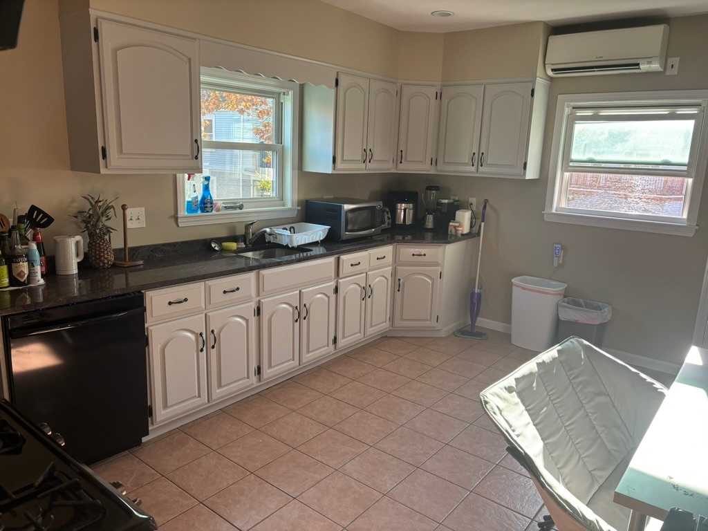 Spring 2025 sublet near Tufts — photo 4