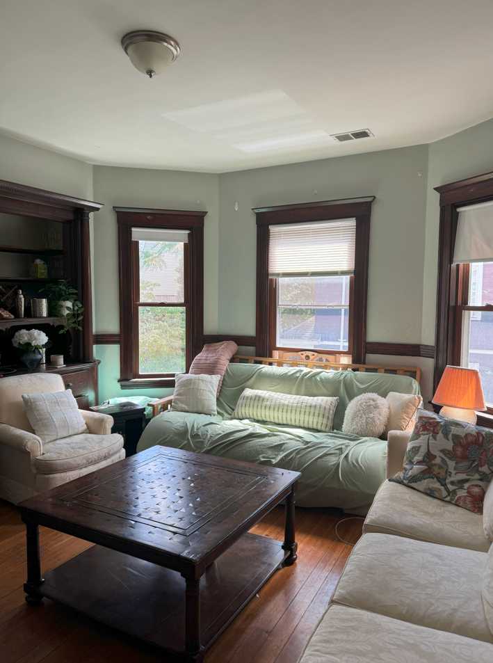 Spring 2025 sublet near Tufts — photo 3