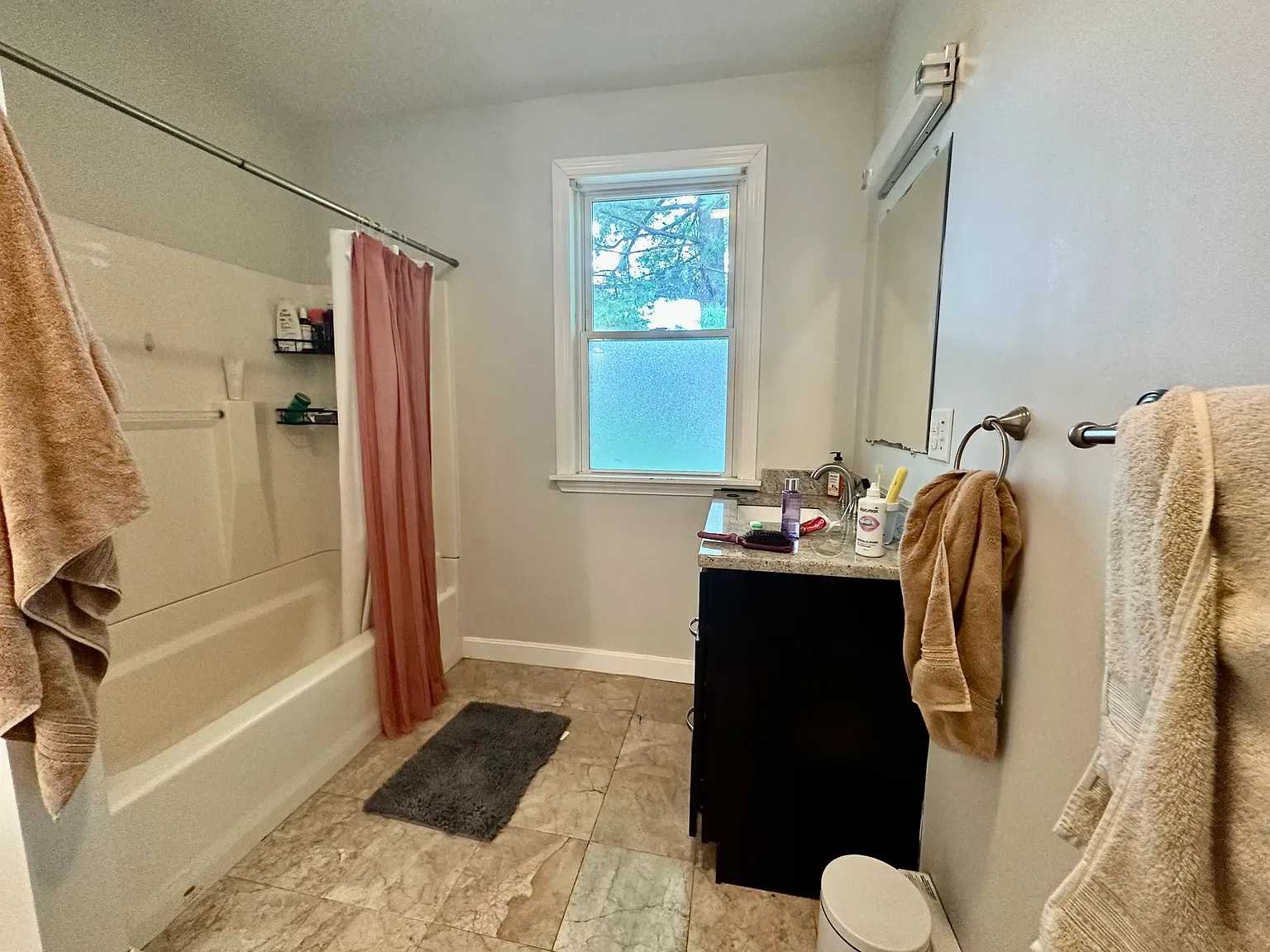 Fall 2025 sublet near Tufts — photo 4