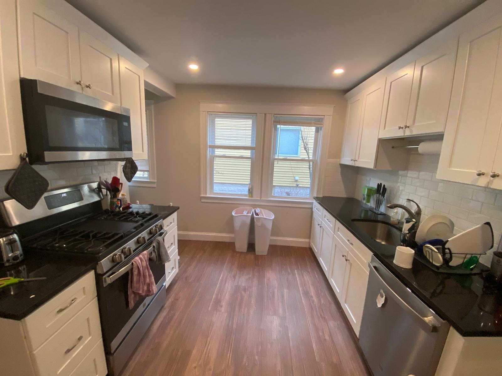 Summer 2025 sublet near Tufts — photo 2