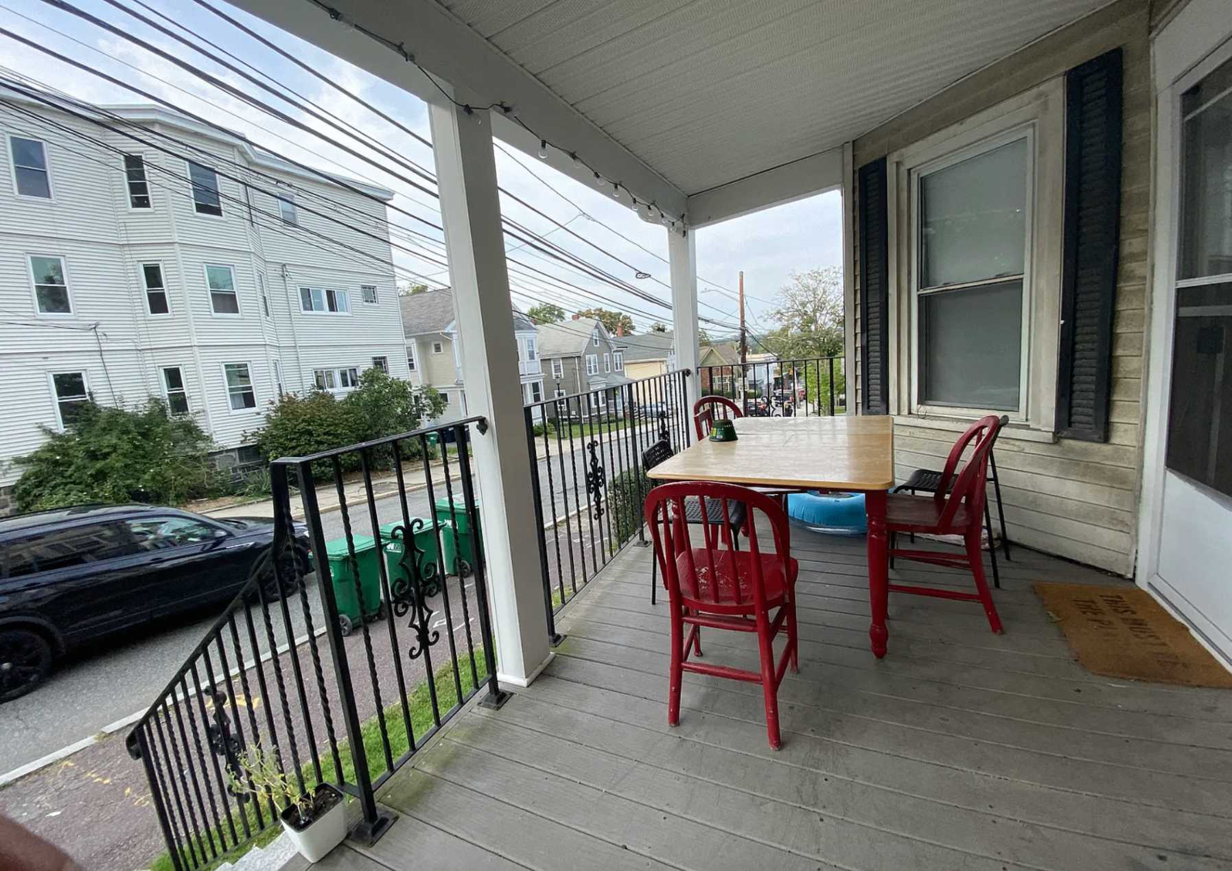 Summer 2025 sublet near Tufts — photo 2