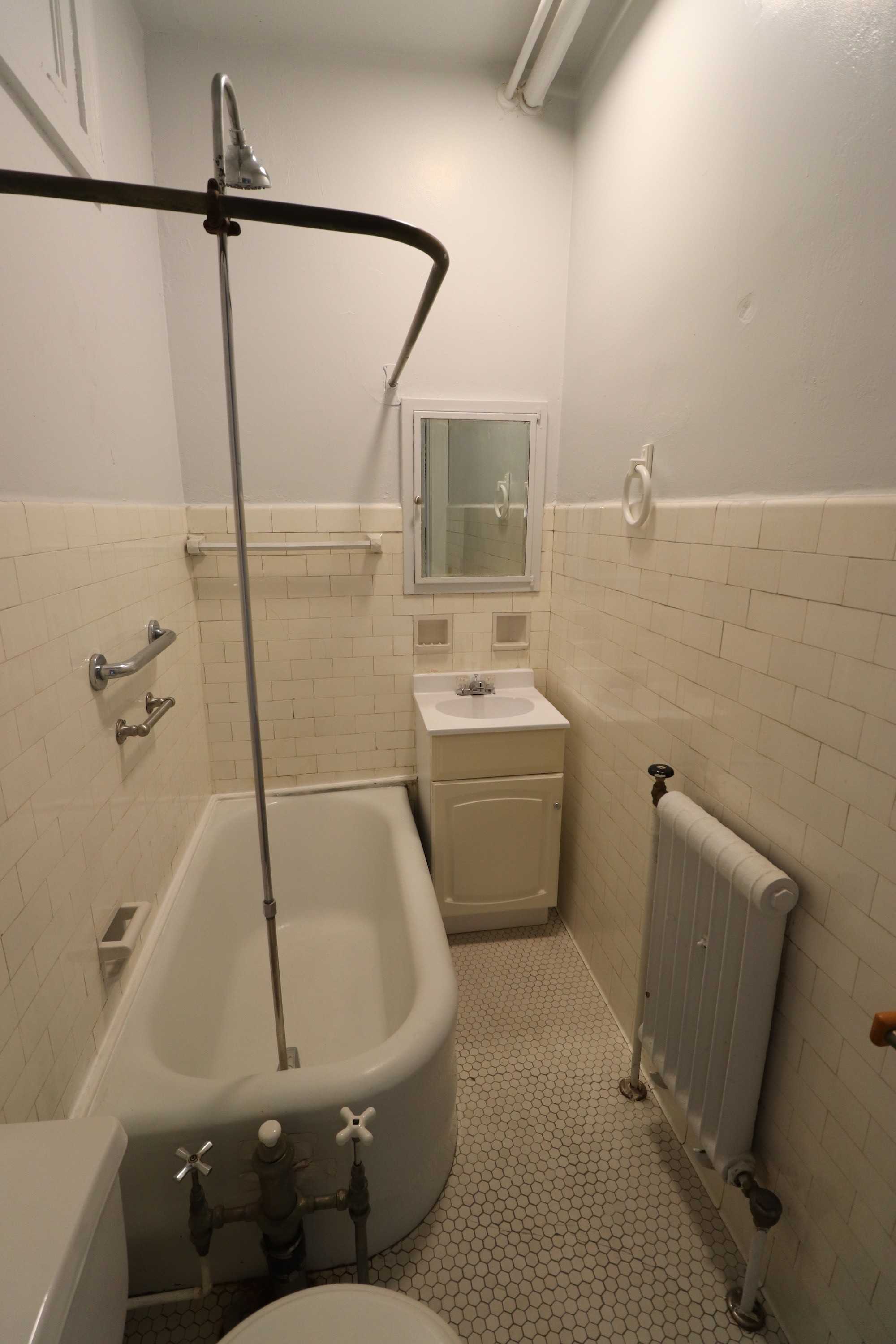 Spring 2025 sublet near URochester — photo 3