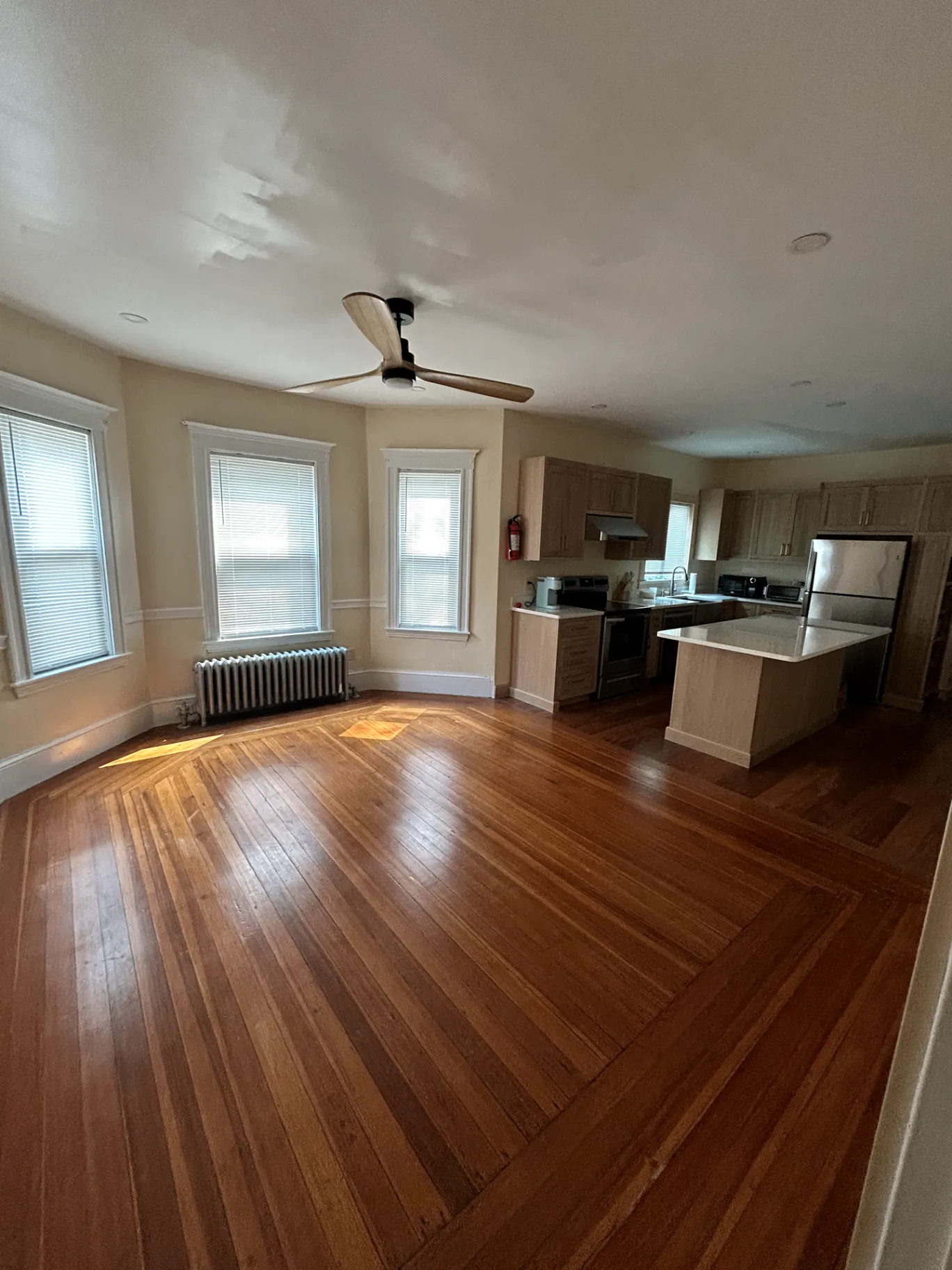 Spring 2026 sublet near Tufts — photo 3