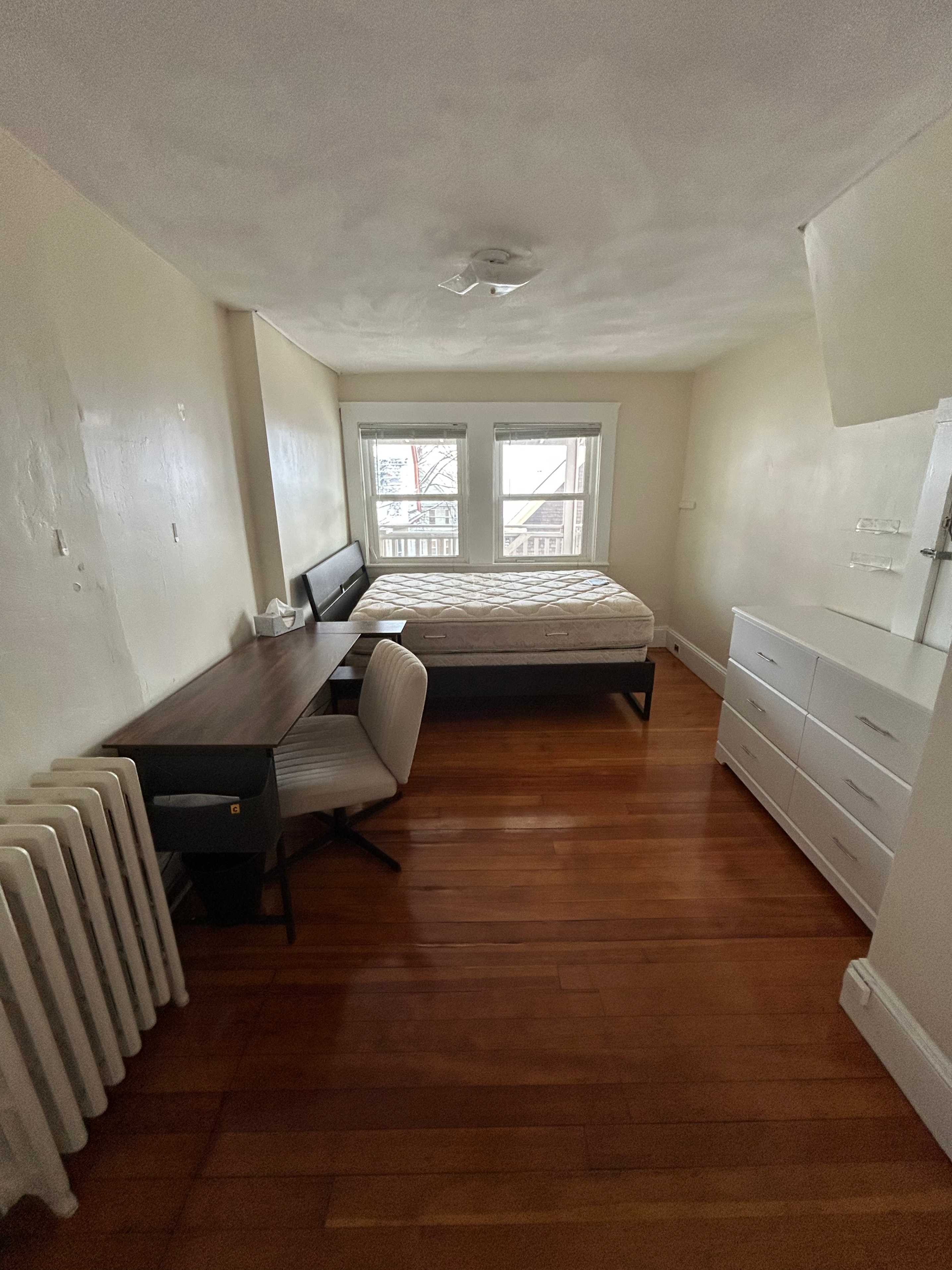 Summer 2025 sublet near Tufts — photo 1