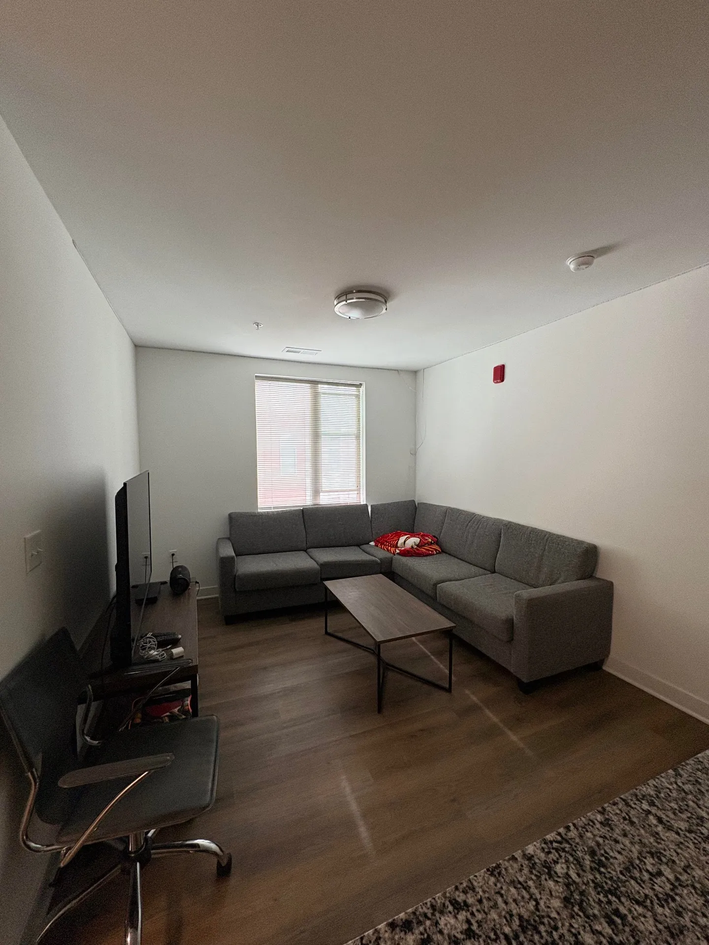 Spring 2026 sublet near UMD — photo 1