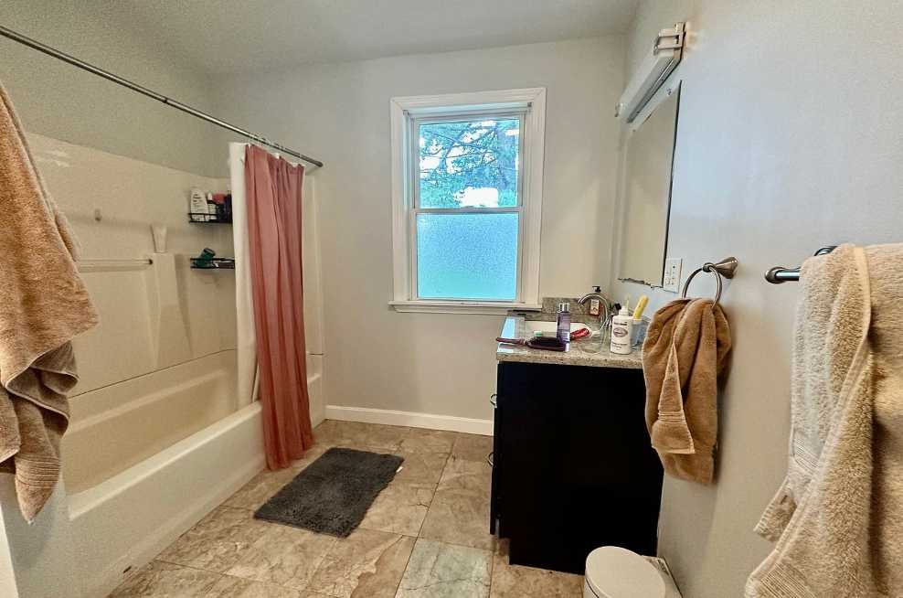 Spring 2026 sublet near Tufts — photo 4