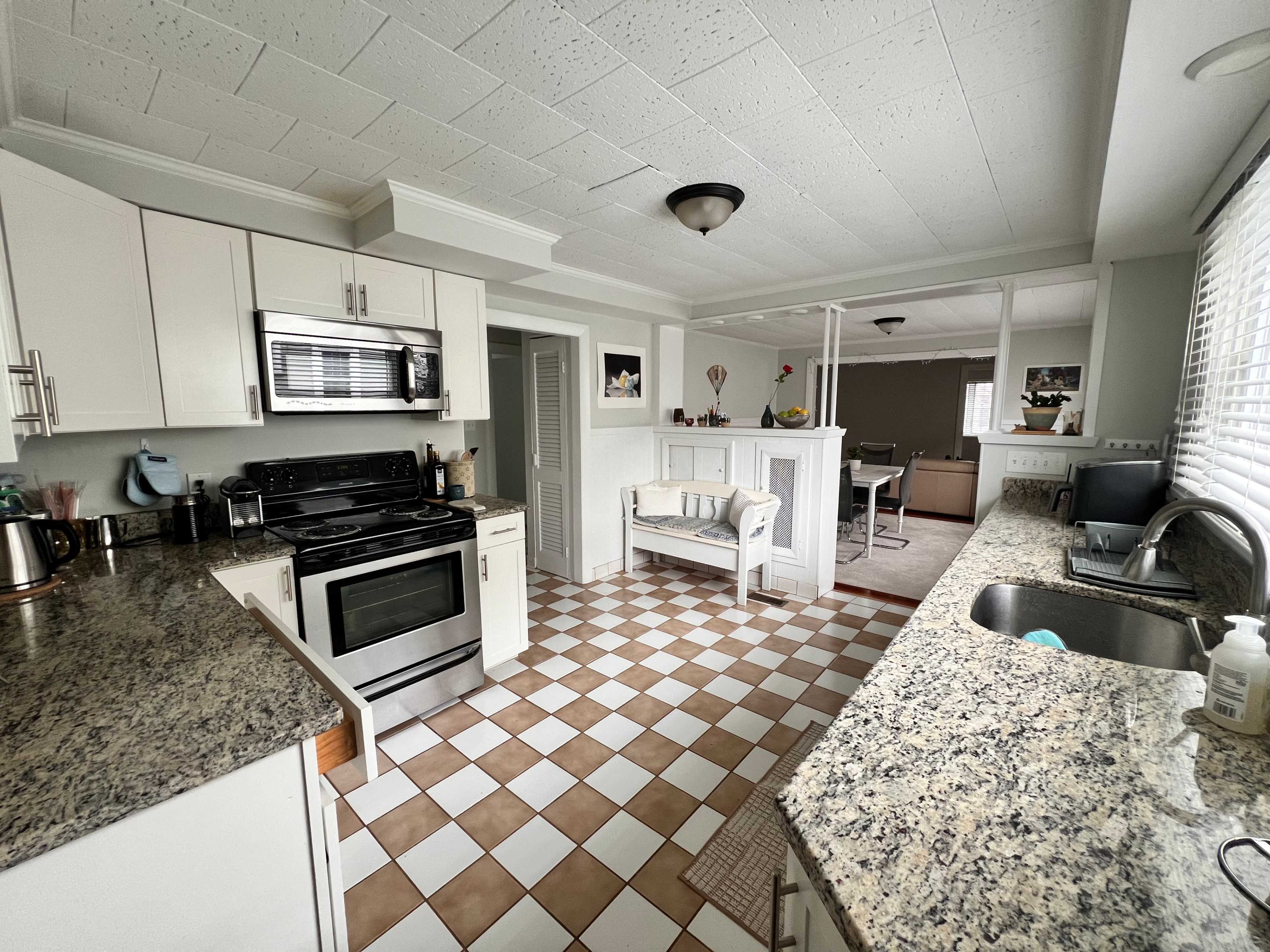 Summer 2025 sublet near Tufts — photo 5