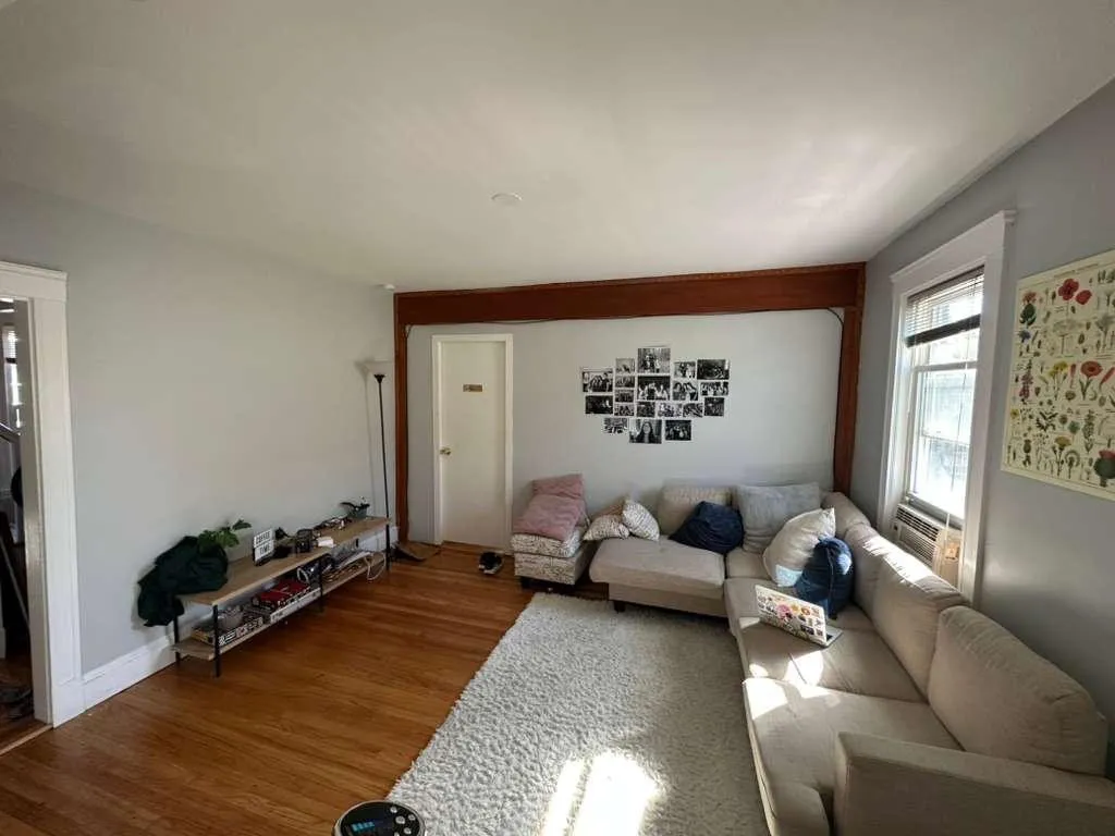 Spring 2026 sublet near Tufts — photo 3