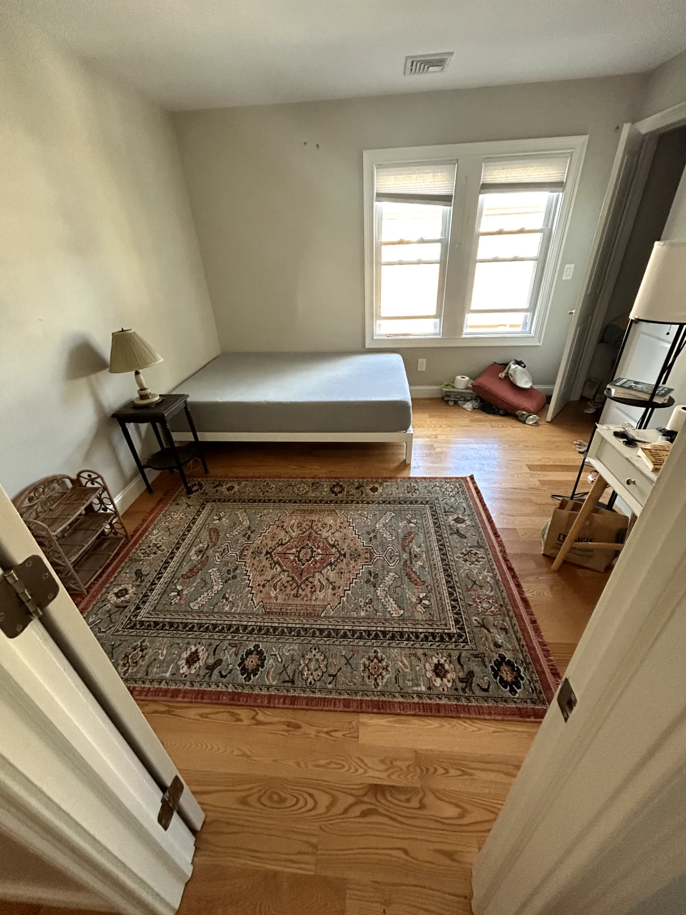Summer 2026 sublet near Tufts — photo 2
