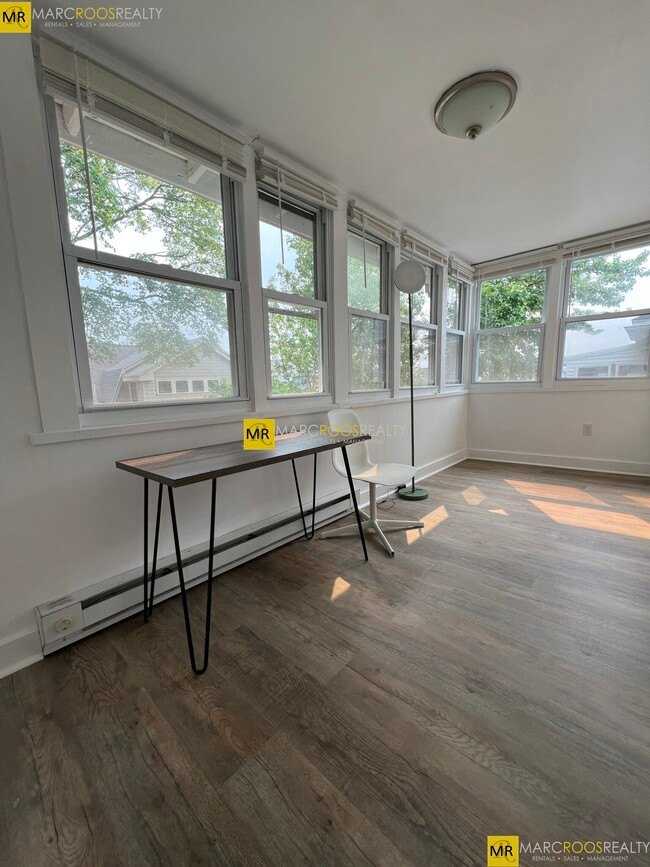 Summer 2025 sublet near Tufts — photo 4