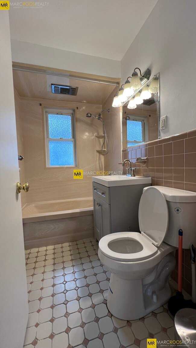 Summer 2025 sublet near Tufts — photo 5