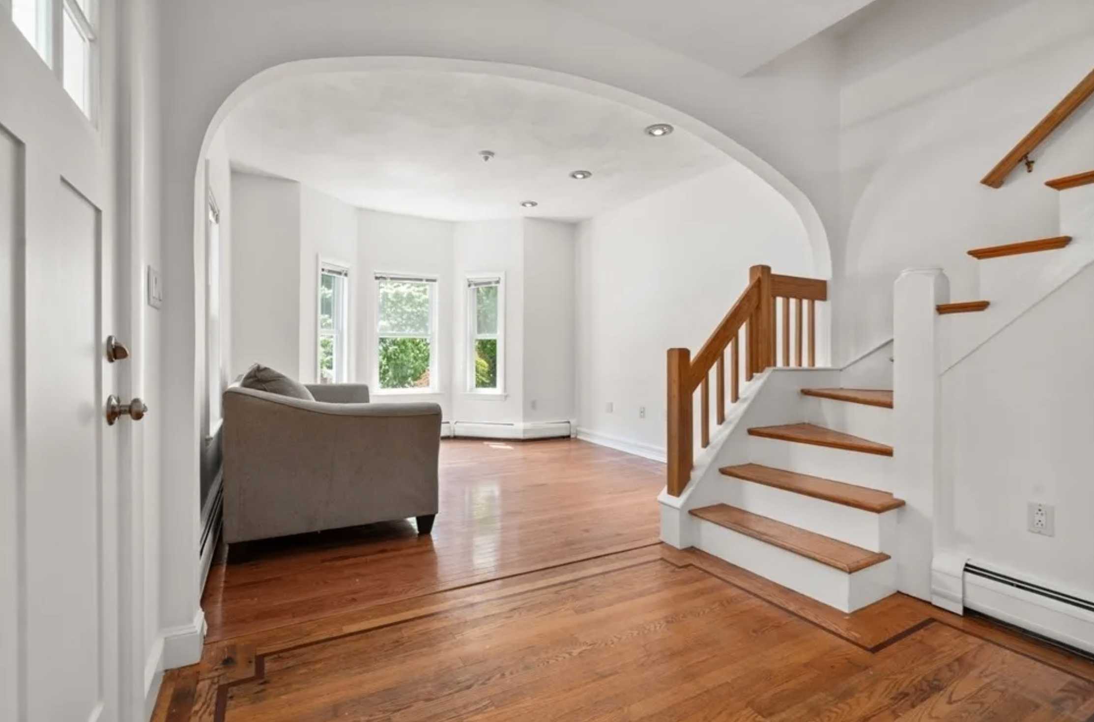 Summer 2025 sublet near Tufts — photo 3