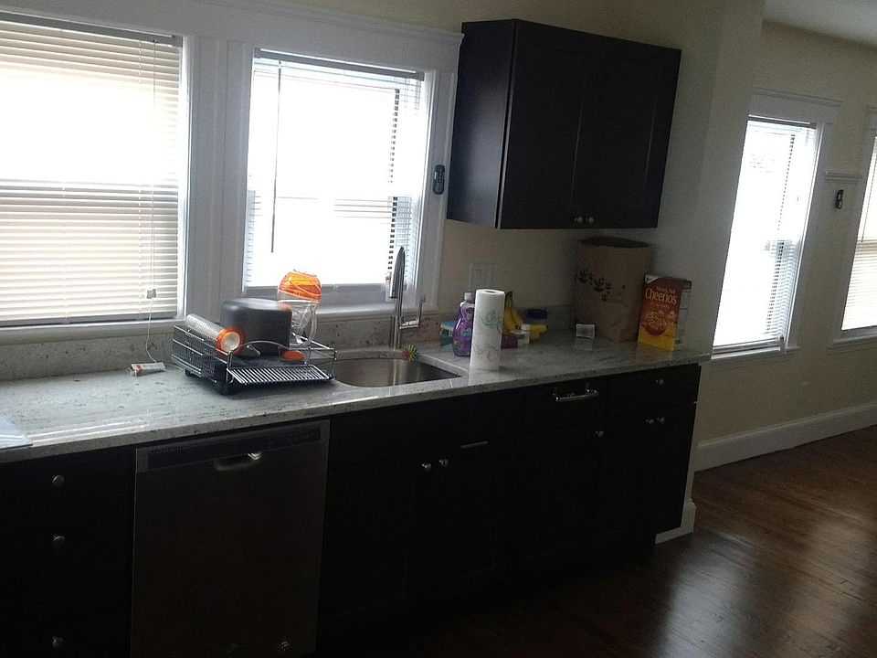 Summer 2025 sublet near Tufts — photo 2