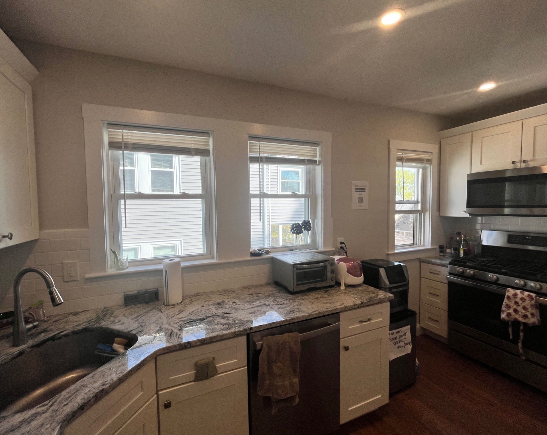 Summer 2025 sublet near Tufts — photo 4