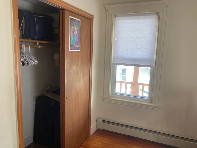 Summer 2025 sublet near Tufts — photo 3
