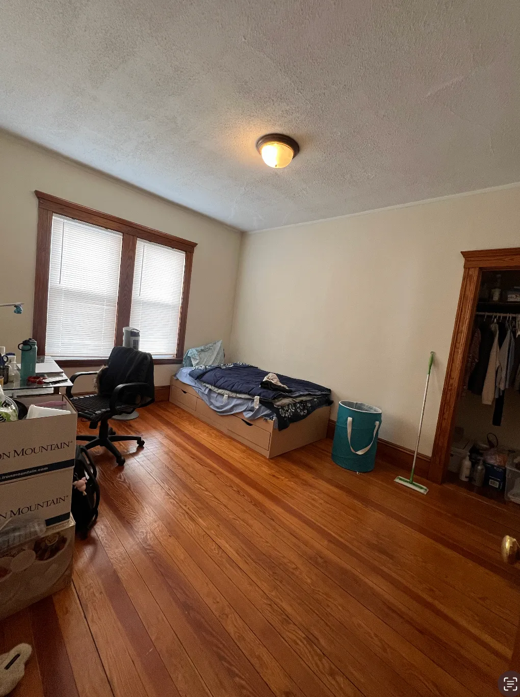 Summer 2025 sublet near Tufts — photo 1