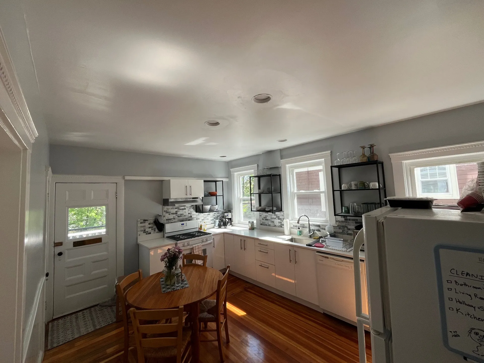 Summer 2025 sublet near Tufts — photo 2