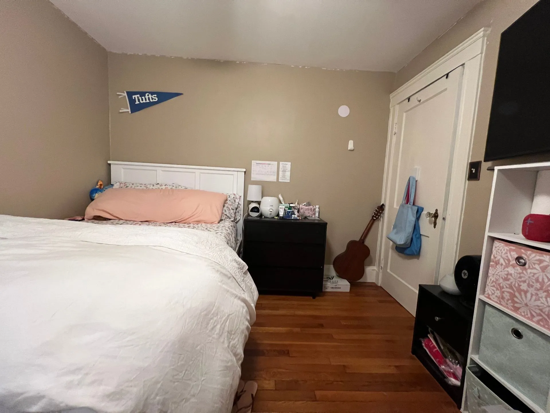 Summer 2025 sublet near Tufts — photo 5
