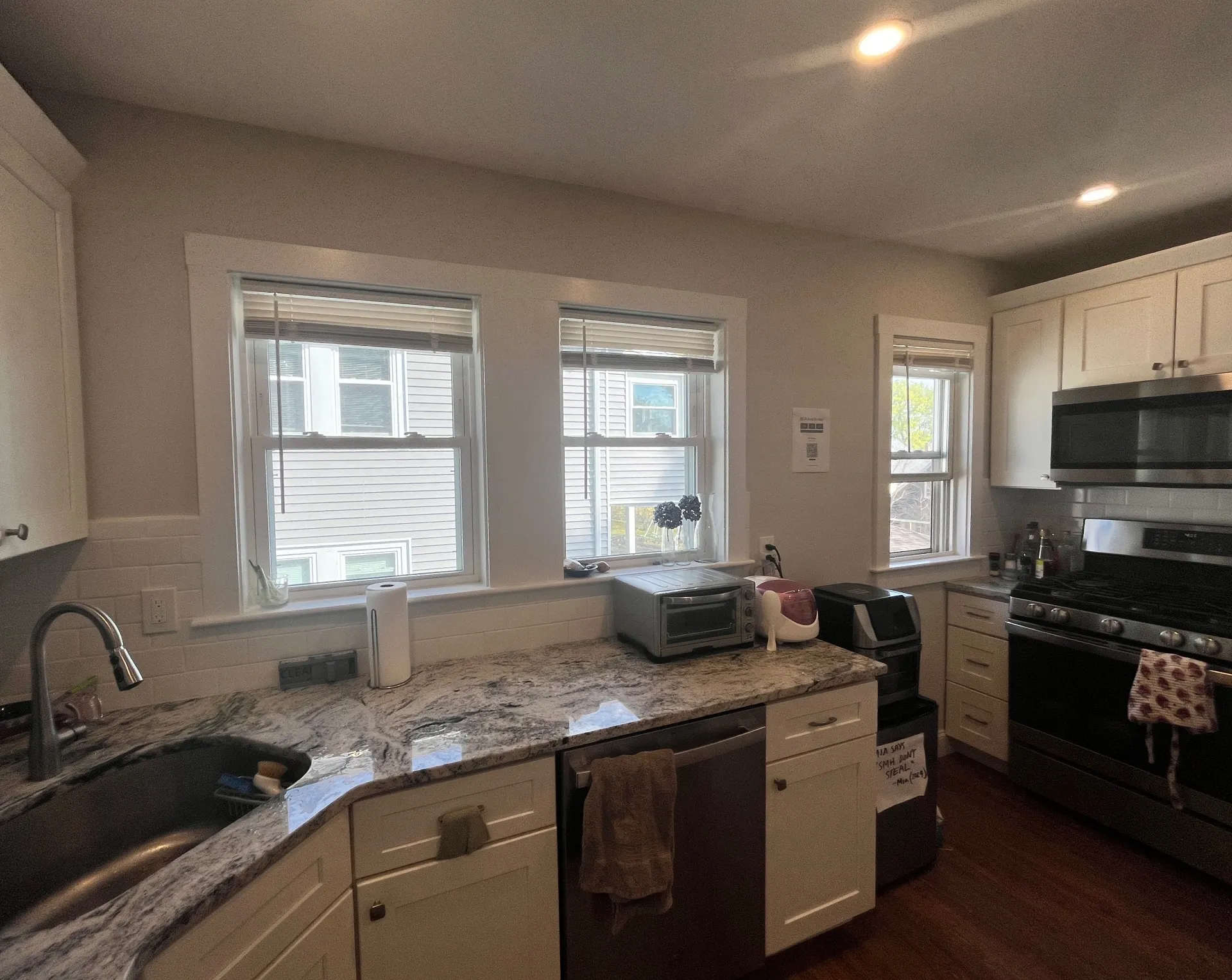 Summer 2025 sublet near Tufts — photo 1