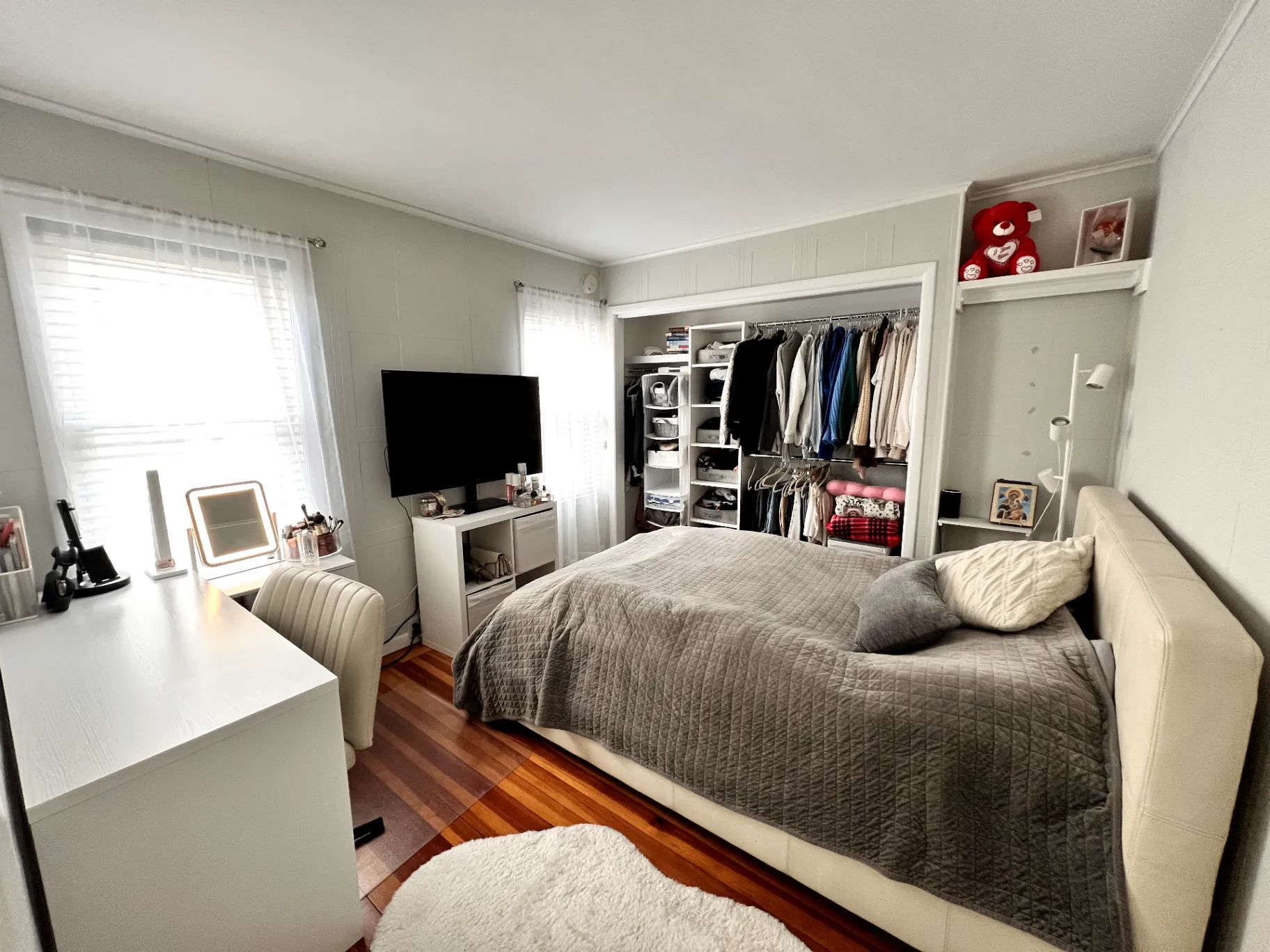Summer 2025 sublet near Tufts — photo 1