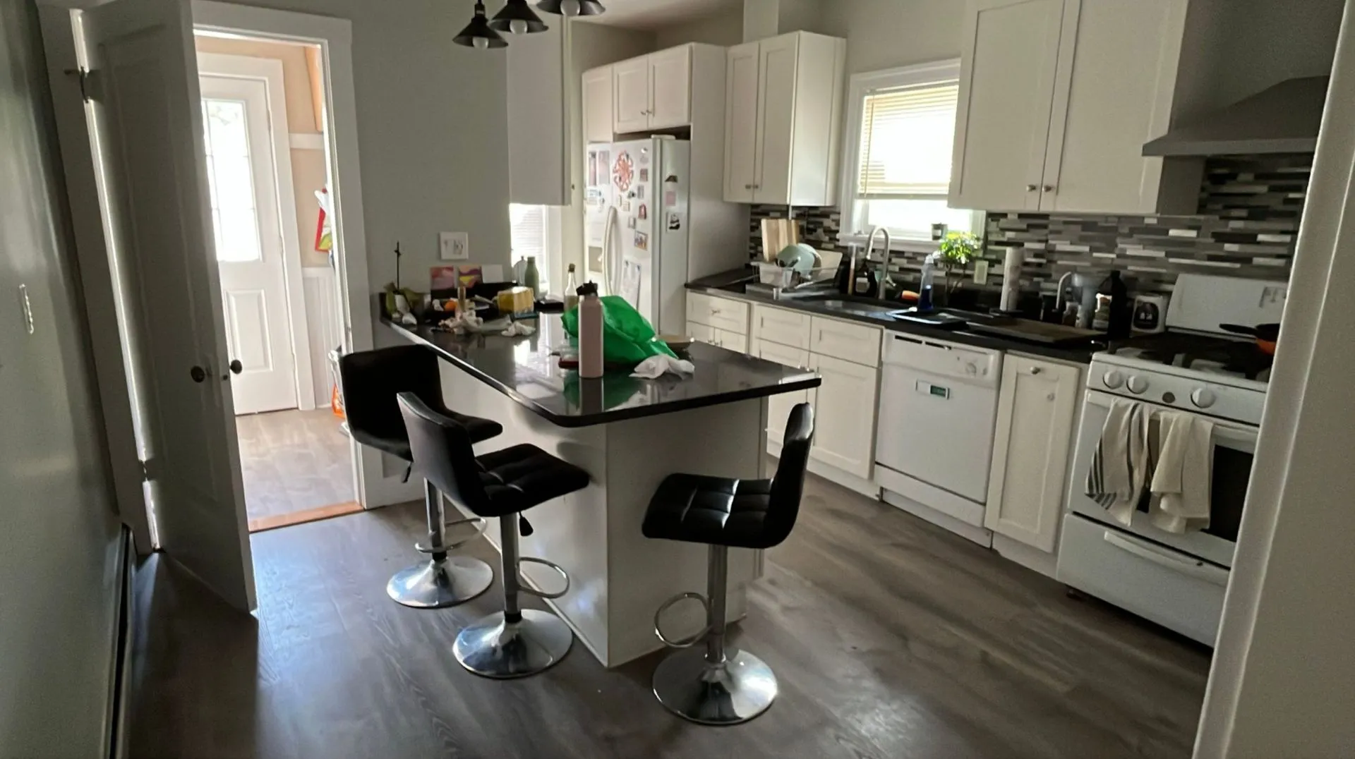 Summer 2025 sublet near Tufts — photo 2