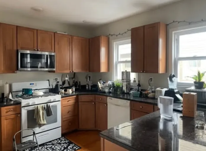 Summer 2025 sublet near Tufts — photo 5