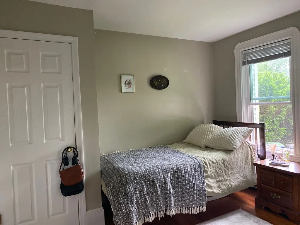 Summer 2025 sublet near Tufts — photo 3