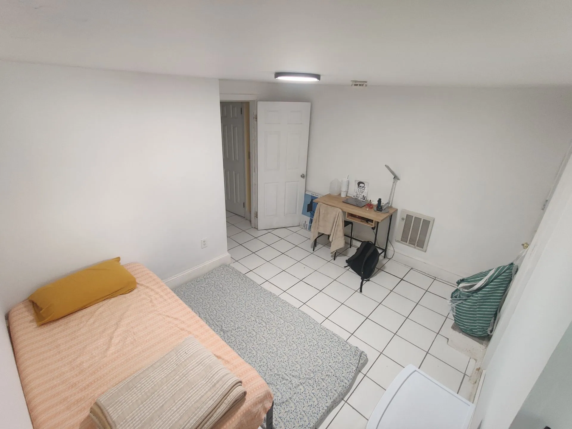 Summer 2025 sublet near Northeastern — photo 1