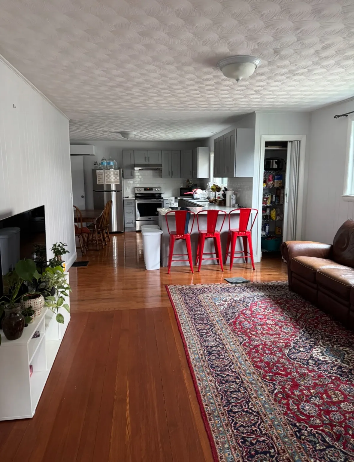 Fall 2025 sublet near Tufts — photo 3