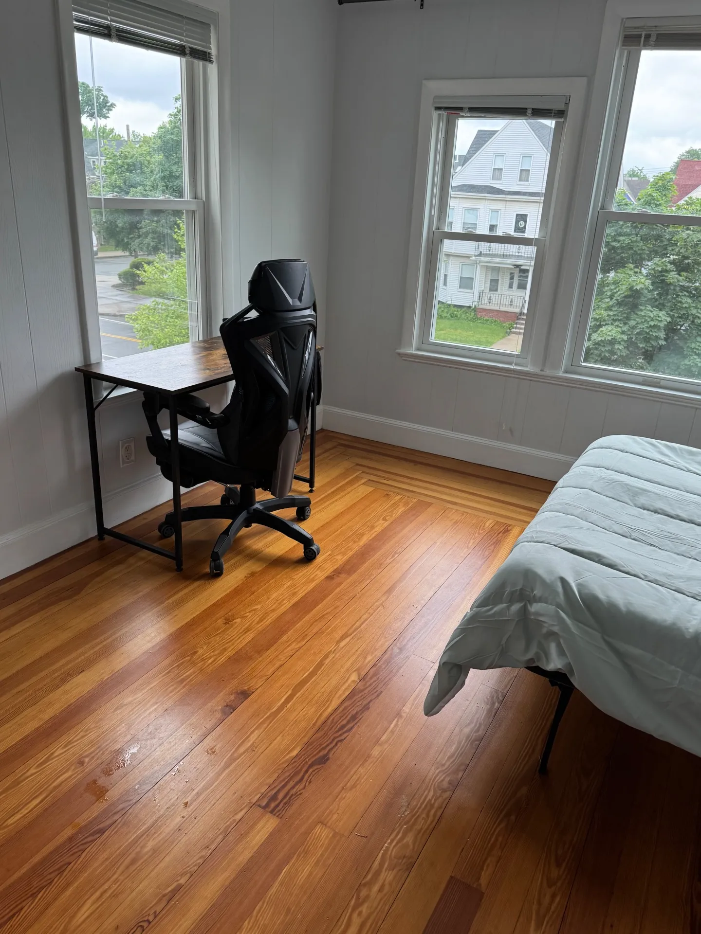 Fall 2025 sublet near Tufts — photo 2