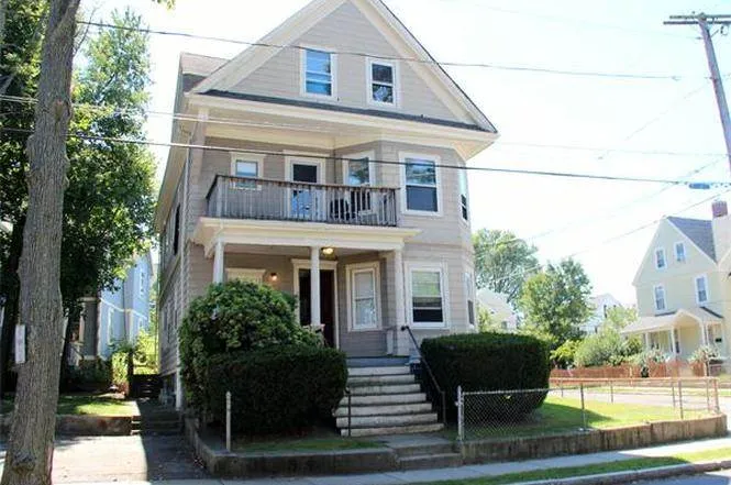 Spring 2026 sublet near Tufts — photo 1