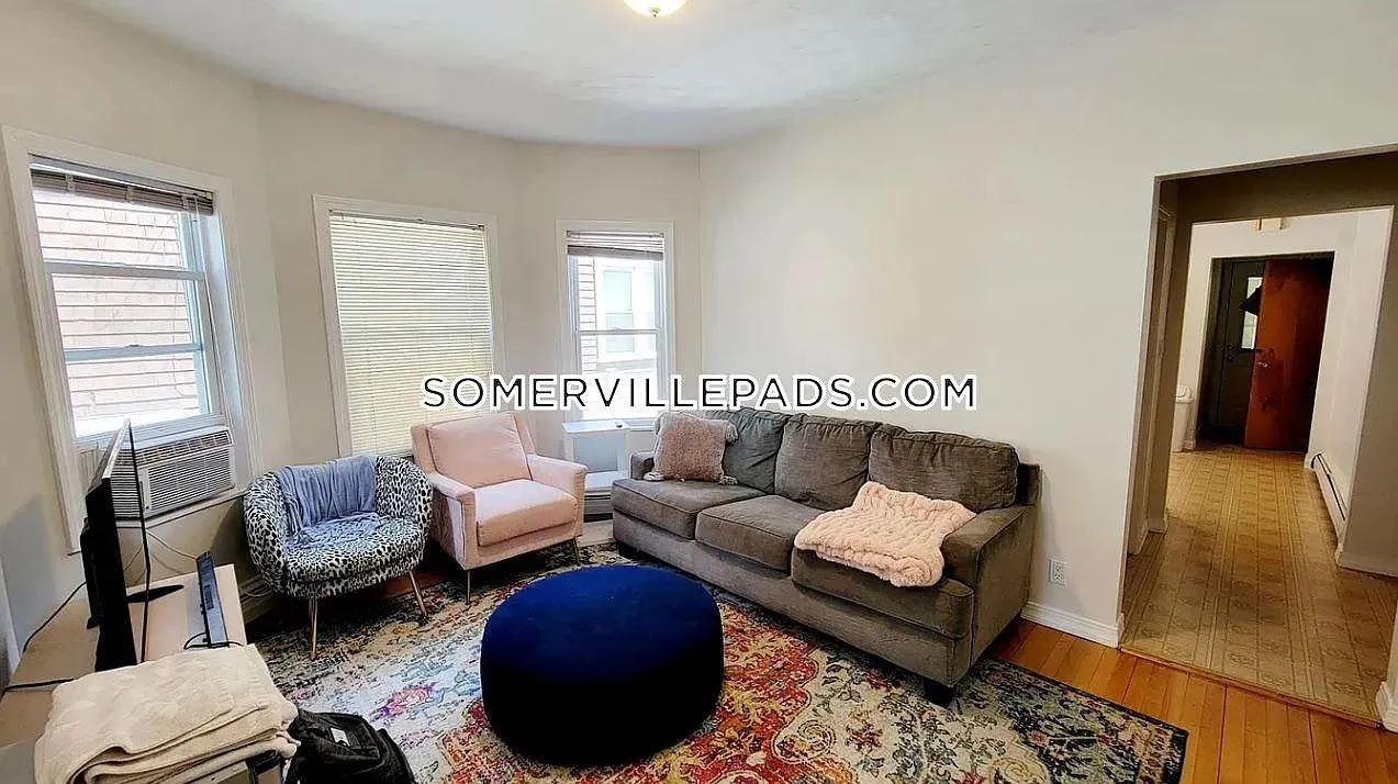 Spring 2026 sublet near Tufts — photo 3