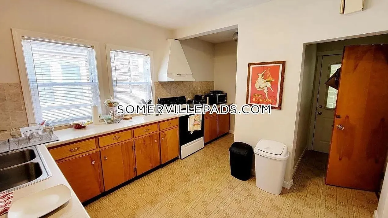 Spring 2026 sublet near Tufts — photo 4
