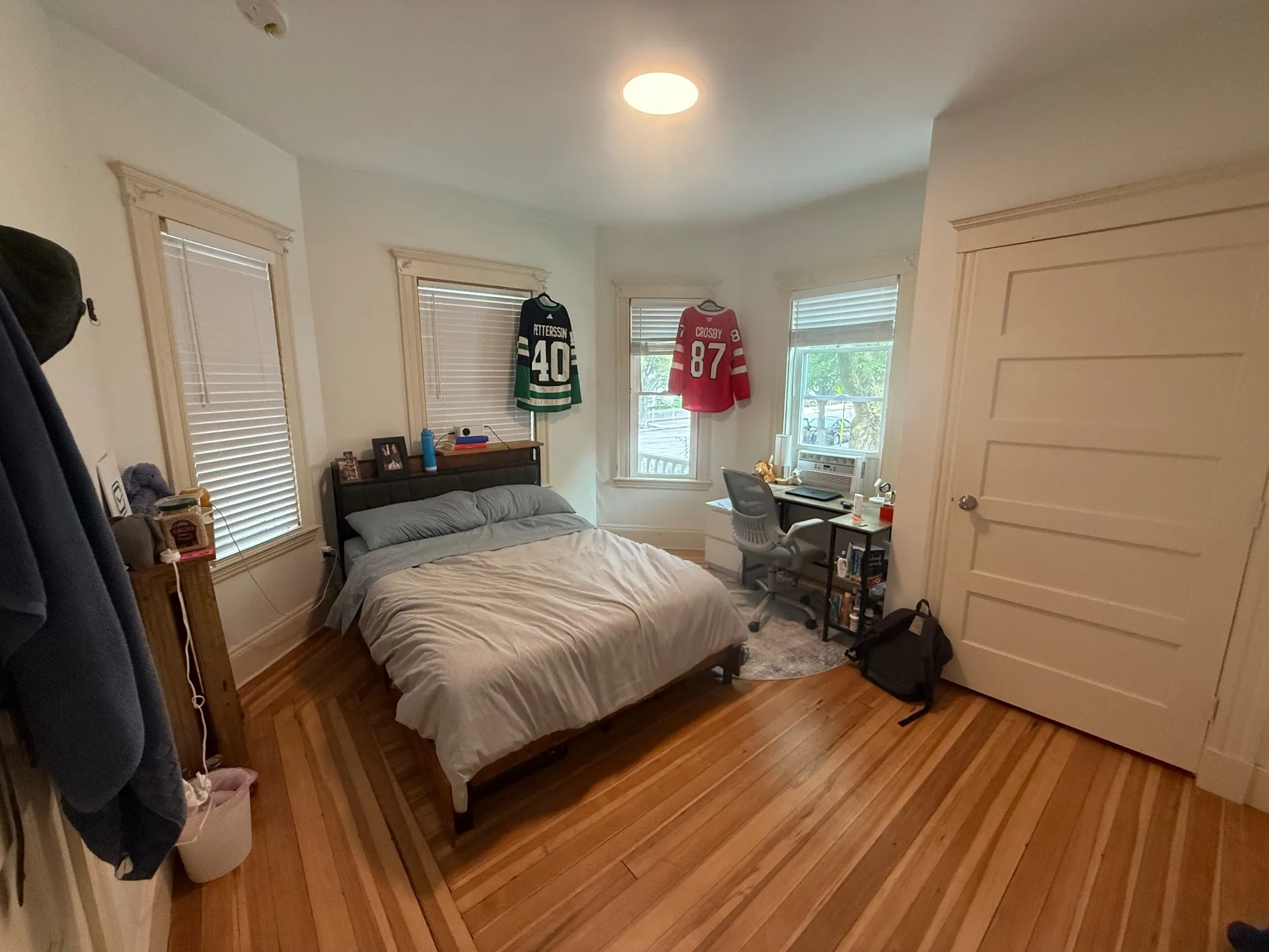 Summer 2026 sublet near Tufts — photo 1