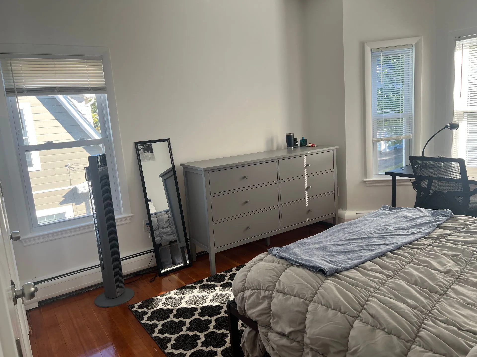 Spring 2026 sublet near Tufts — photo 4