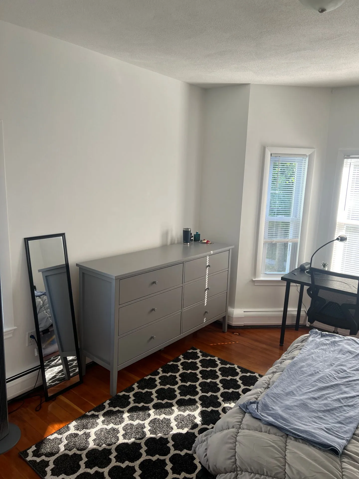 Spring 2026 sublet near Tufts — photo 3