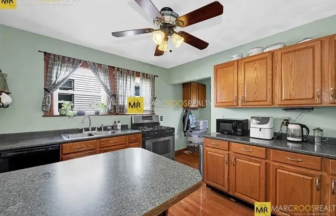 Summer 2026 sublet near Tufts — photo 3