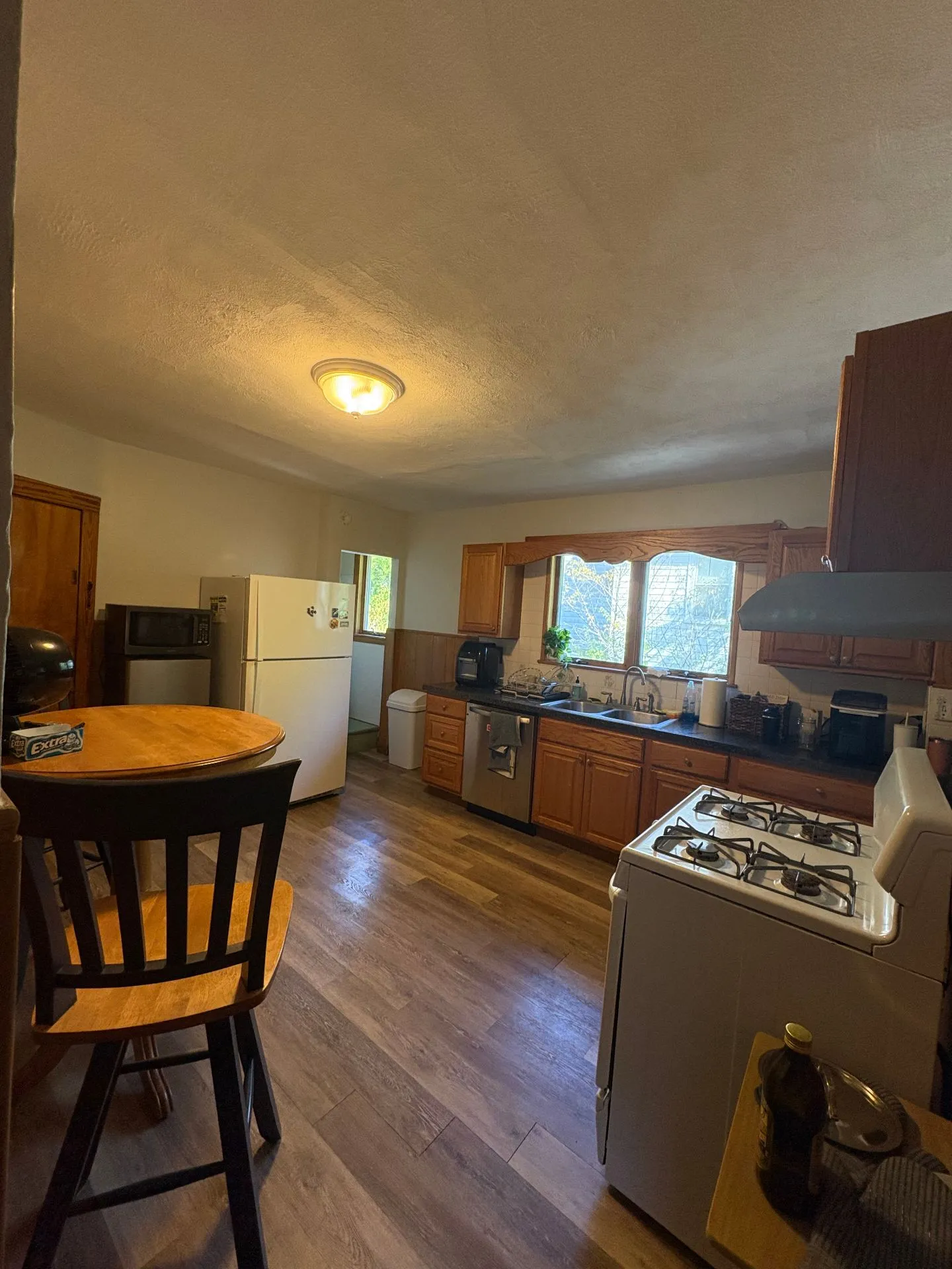 Spring 2026 sublet near Tufts — photo 3