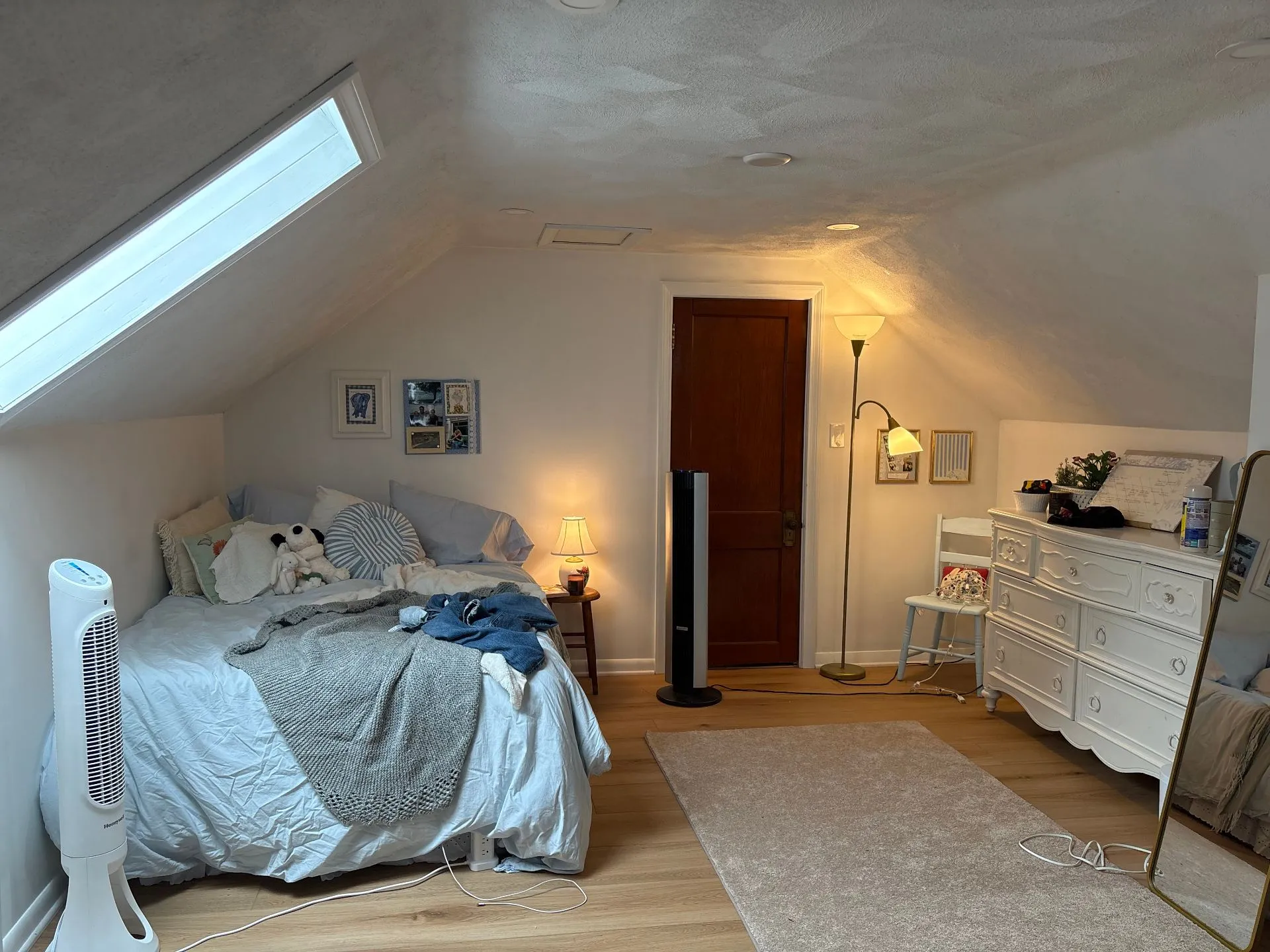 Spring 2026 sublet near Tufts — photo 1