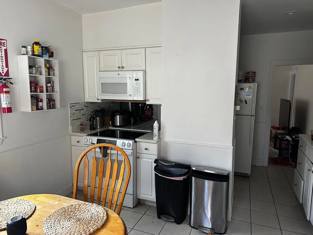 Summer 2026 sublet near Tufts — photo 5